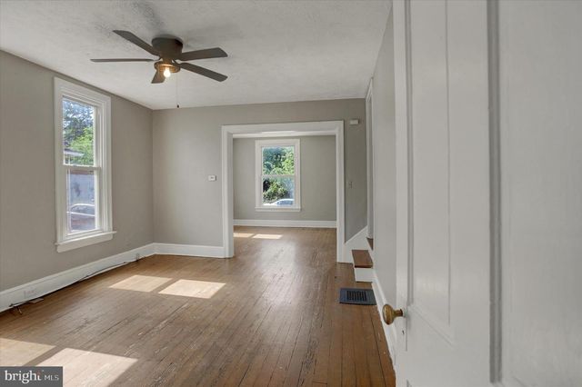 219-221 GARFIELD ST, Chambersburg, PA 17201
