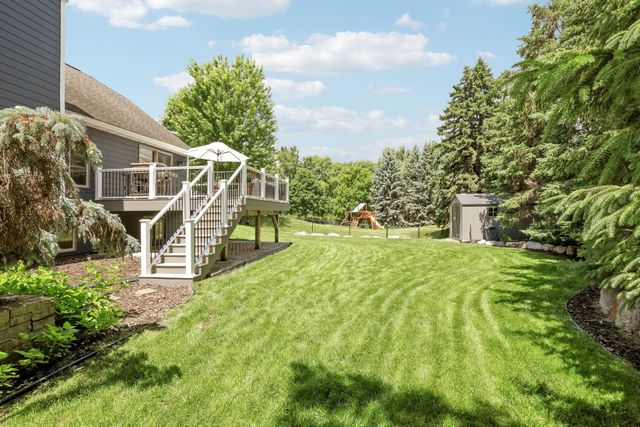 10820 46th Place N, Plymouth, MN 55442