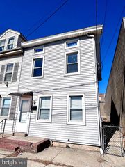 937 NEW YORK AVE, Trenton, NJ 08638