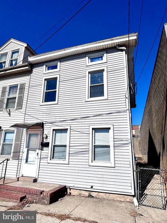 937 NEW YORK AVE, Trenton, NJ 08638