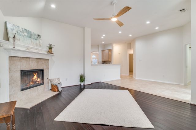 2185 Crestlake Drive, Rockwall, TX 75087