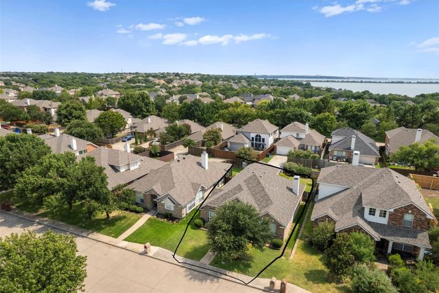 2185 Crestlake Drive, Rockwall, TX 75087