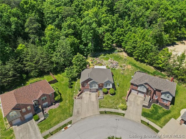 3028 Barrington Court, New Albany, IN 47150