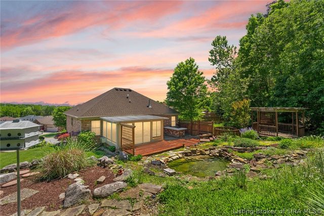 3028 Barrington Court, New Albany, IN 47150