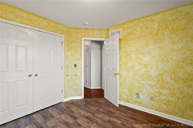 3028 Barrington Court, New Albany, IN 47150