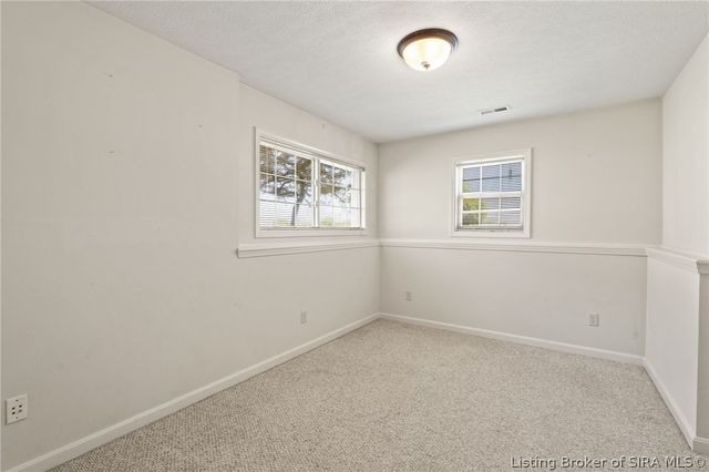 3028 Barrington Court, New Albany, IN 47150