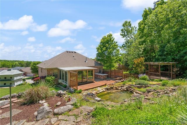 3028 Barrington Court, New Albany, IN 47150