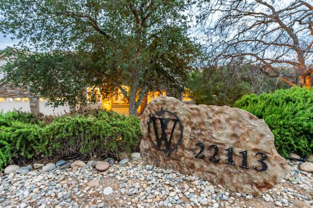 22113 Oak Glen Lane, Friant, CA 93626