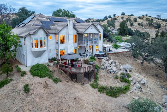 22113 Oak Glen Lane, Friant, CA 93626