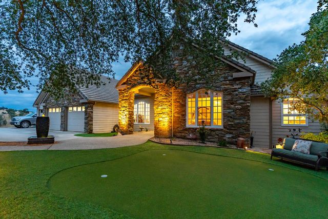 22113 Oak Glen Lane, Friant, CA 93626
