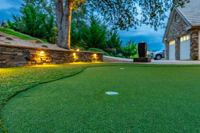 22113 Oak Glen Lane, Friant, CA 93626