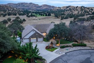 22113 Oak Glen Lane, Friant, CA 93626
