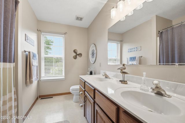 3704 TRIPLE CROWN DRIVE, Columbia, MO 65202