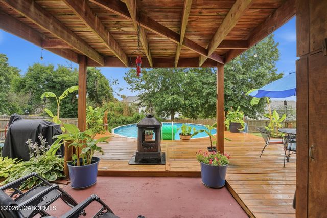 3704 TRIPLE CROWN DRIVE, Columbia, MO 65202