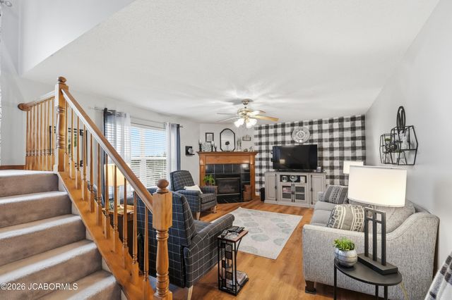 3704 TRIPLE CROWN DRIVE, Columbia, MO 65202