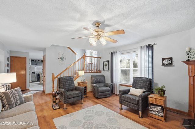 3704 TRIPLE CROWN DRIVE, Columbia, MO 65202