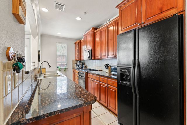 2615 Corbeau Drive, Irving, TX 75038