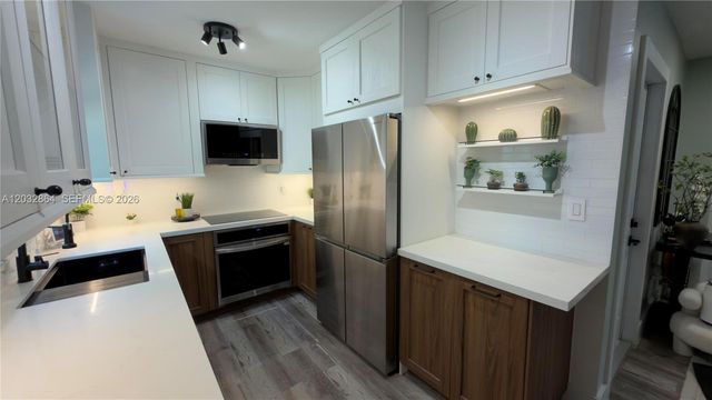 1407 NW 2nd St F3, Fort Lauderdale, FL 33311