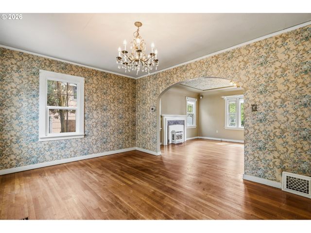 2818 FLORIDA St, Longview, WA 98632