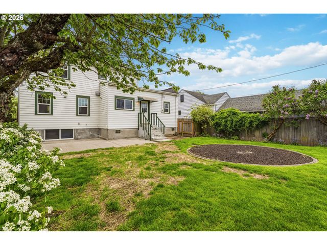 2818 FLORIDA St, Longview, WA 98632