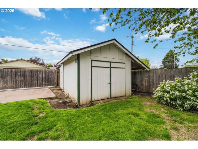 2818 FLORIDA St, Longview, WA 98632