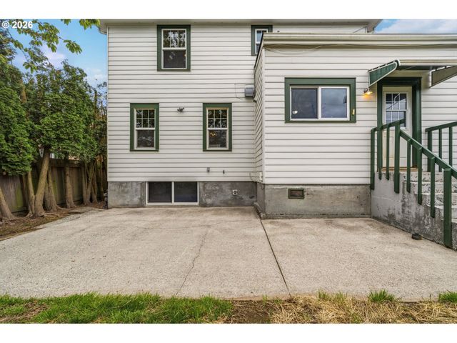 2818 FLORIDA St, Longview, WA 98632