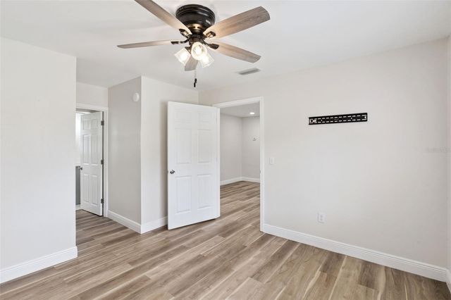 210 E PALM STREET, Davenport, FL 33837