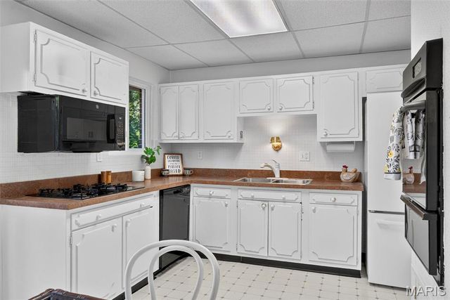 11051 Wylestone Court, St Louis, MO 63126