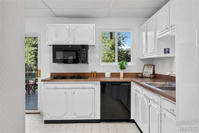 11051 Wylestone Court, St Louis, MO 63126