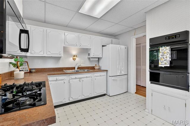 11051 Wylestone Court, St Louis, MO 63126