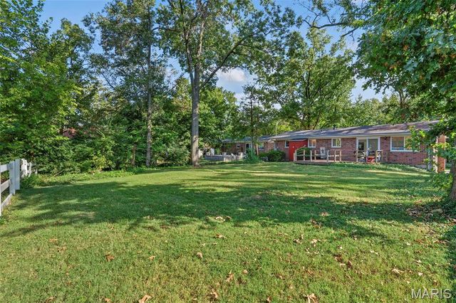 11051 Wylestone Court, St Louis, MO 63126