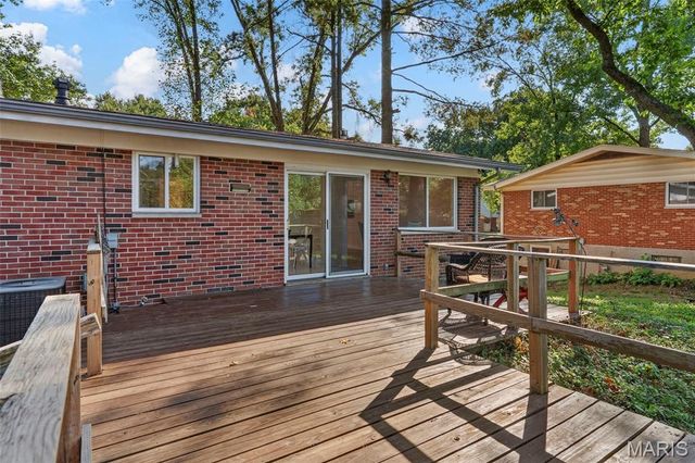 11051 Wylestone Court, St Louis, MO 63126