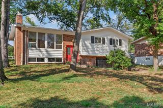 11051 Wylestone Court, St Louis, MO 63126