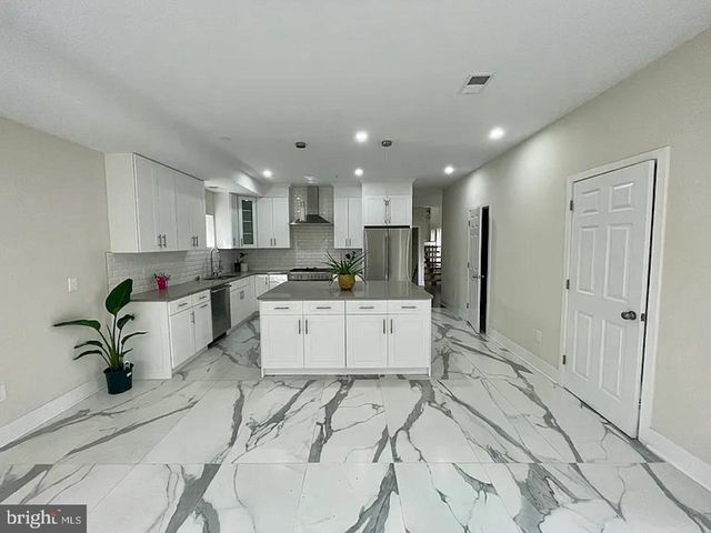 8618 JONES MILL RD, Chevy Chase, MD 20815