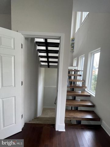 8618 JONES MILL RD, Chevy Chase, MD 20815