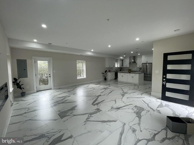 8618 JONES MILL RD, Chevy Chase, MD 20815