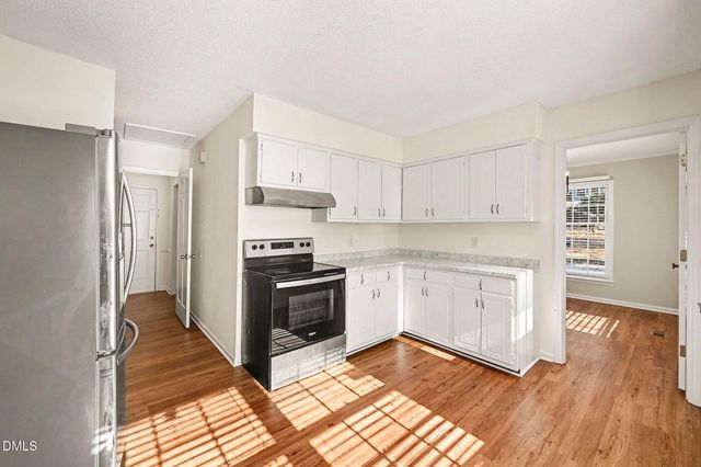 1920 White Plains Road, Chapel Hill, NC 27517