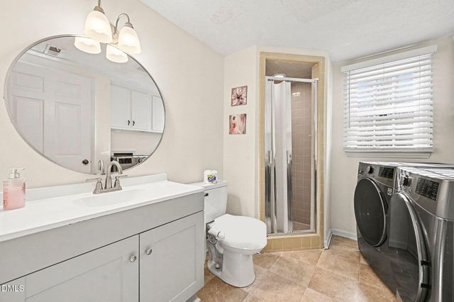 1920 White Plains Road, Chapel Hill, NC 27517