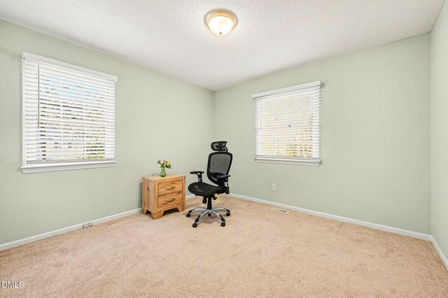 1920 White Plains Road, Chapel Hill, NC 27517