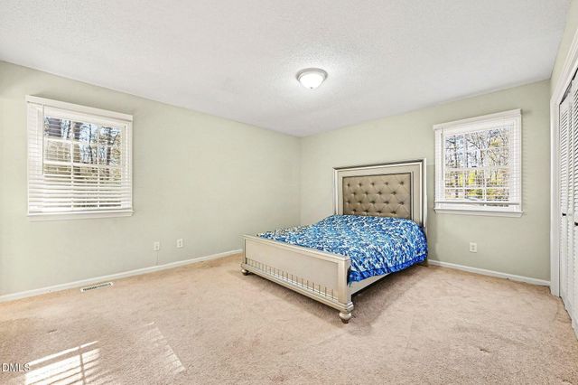 1920 White Plains Road, Chapel Hill, NC 27517