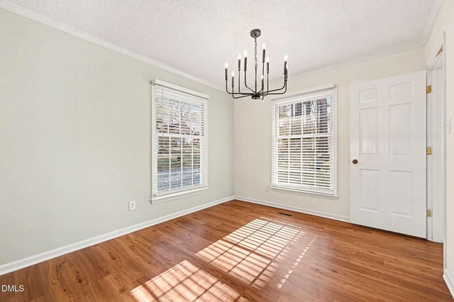 1920 White Plains Road, Chapel Hill, NC 27517