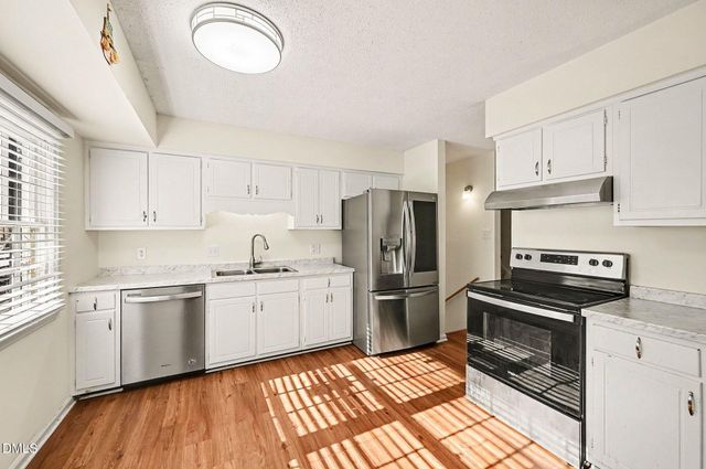 1920 White Plains Road, Chapel Hill, NC 27517