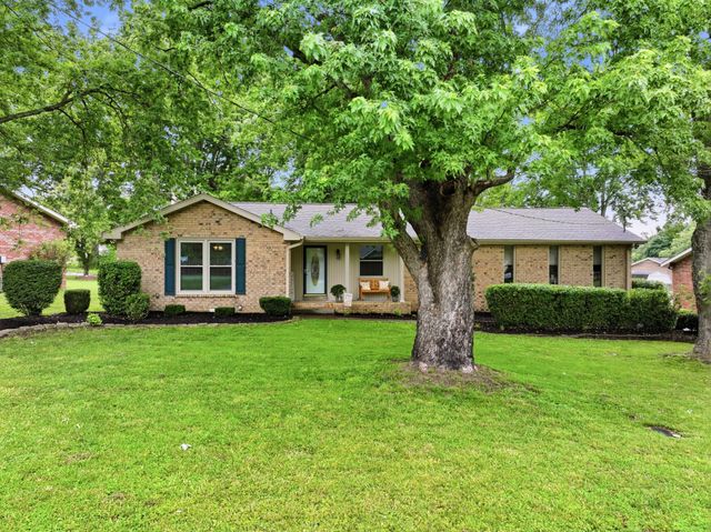 107 Charleston Dr, Goodlettsville, TN 37072