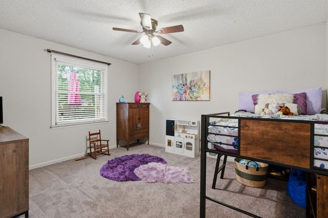 107 Charleston Dr, Goodlettsville, TN 37072