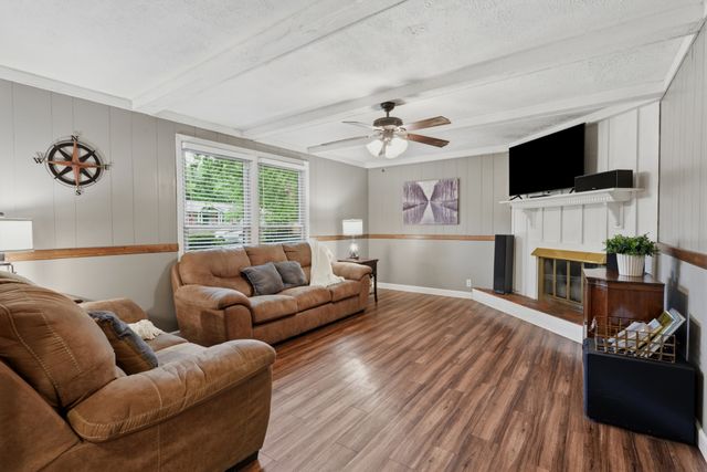 107 Charleston Dr, Goodlettsville, TN 37072