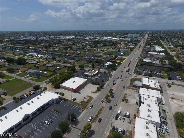 1218 Del Prado BLVD S, Cape Coral, FL 33990