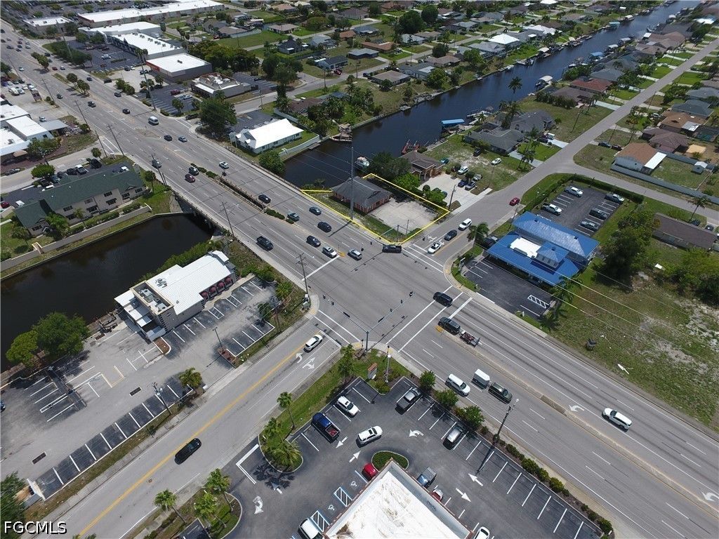 1218 Del Prado BLVD S, Cape Coral, FL 33990