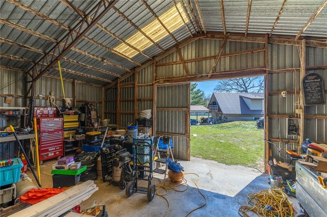 9628 Ruby Hall Road, Gentry, AR 72734