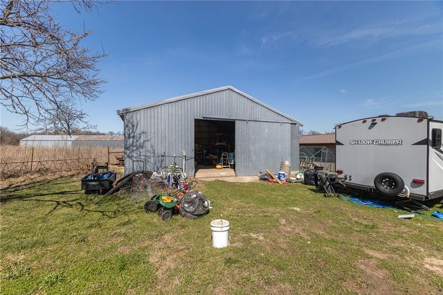 9628 Ruby Hall Road, Gentry, AR 72734
