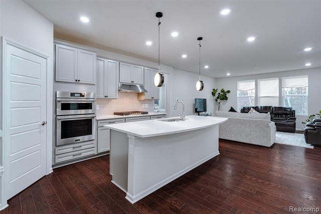 4118 Avery Road, Orion Twp, MI 48359